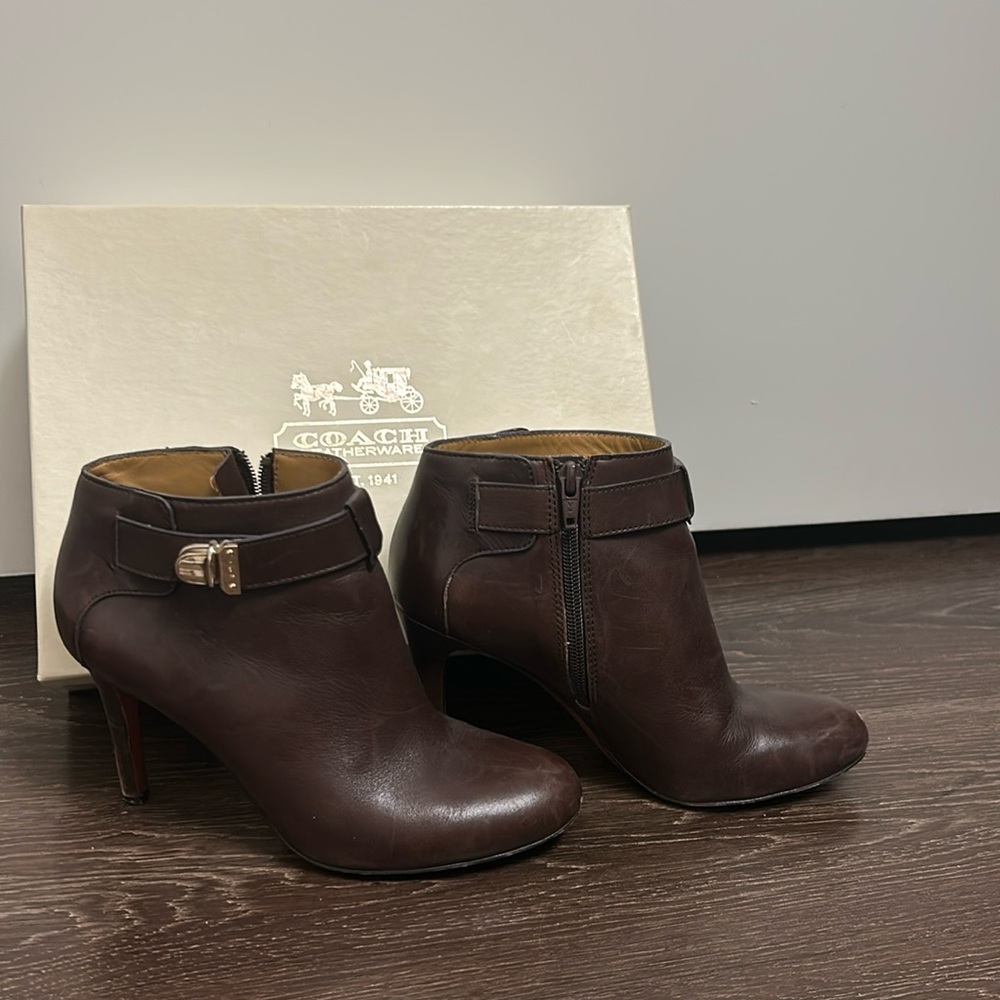 Coach Sondra Soft Leather Chestnut Brown 3” heel booties, size 6.5